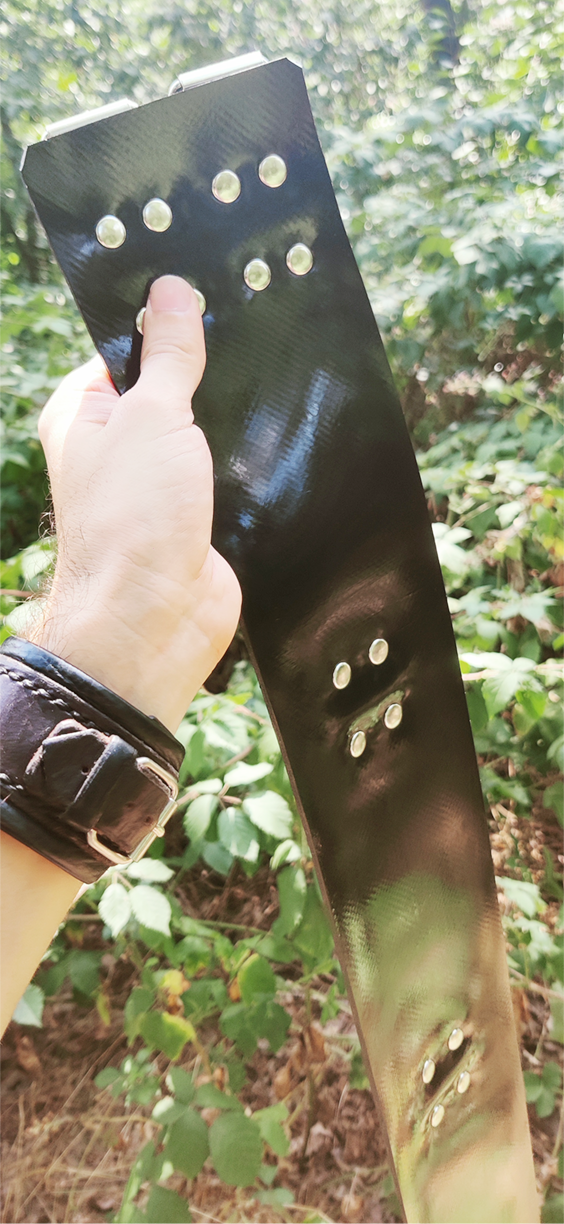 Carbon rubber bondage belt