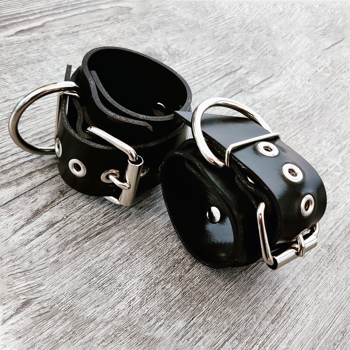 Carbon rubber handcuffs